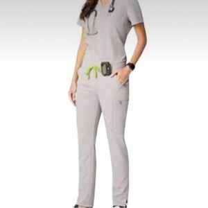 Figs slate scrub set, like new